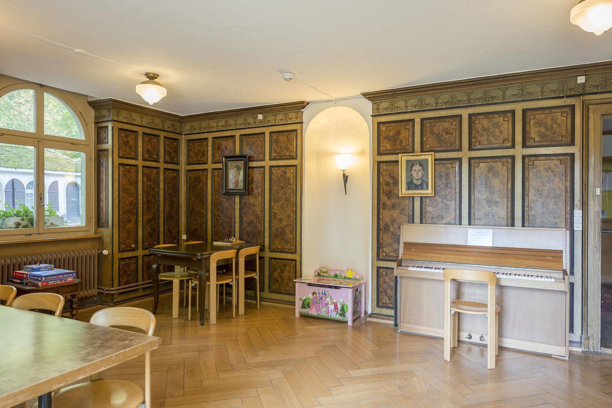 Schaffhausen Youth Hostel Extérieur photo